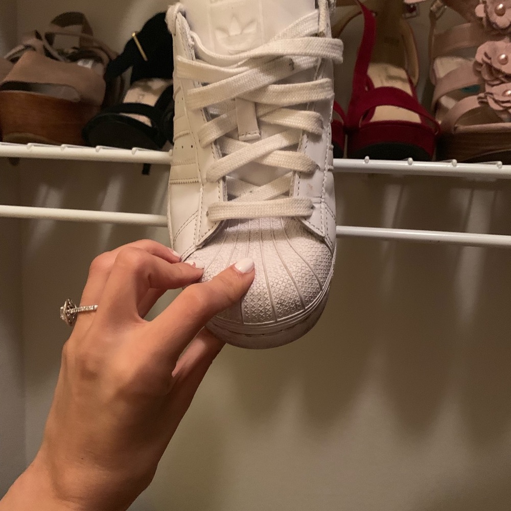 Shoes - Picture 2 of 6